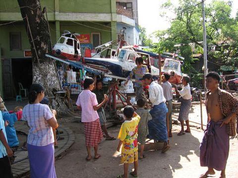 A las cuevas de Hpo Win en Monywa